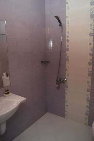 Отель 3 Mountains Hotel Банско Апартаменты с 1 спальней (для 2 взрослых и 2 детей)-5