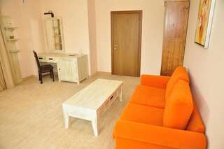 Отель 3 Mountains Hotel Банско Апартаменты с 1 спальней (для 2 взрослых и 2 детей)-11